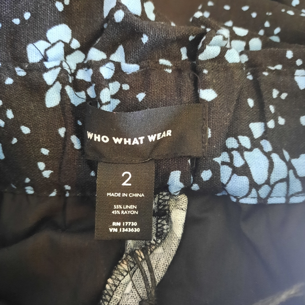 Women's size 2 Shorts. - Picture 3 of 3